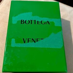Original Bottega veneta wallet box. Great to store as it is wide & deep!
